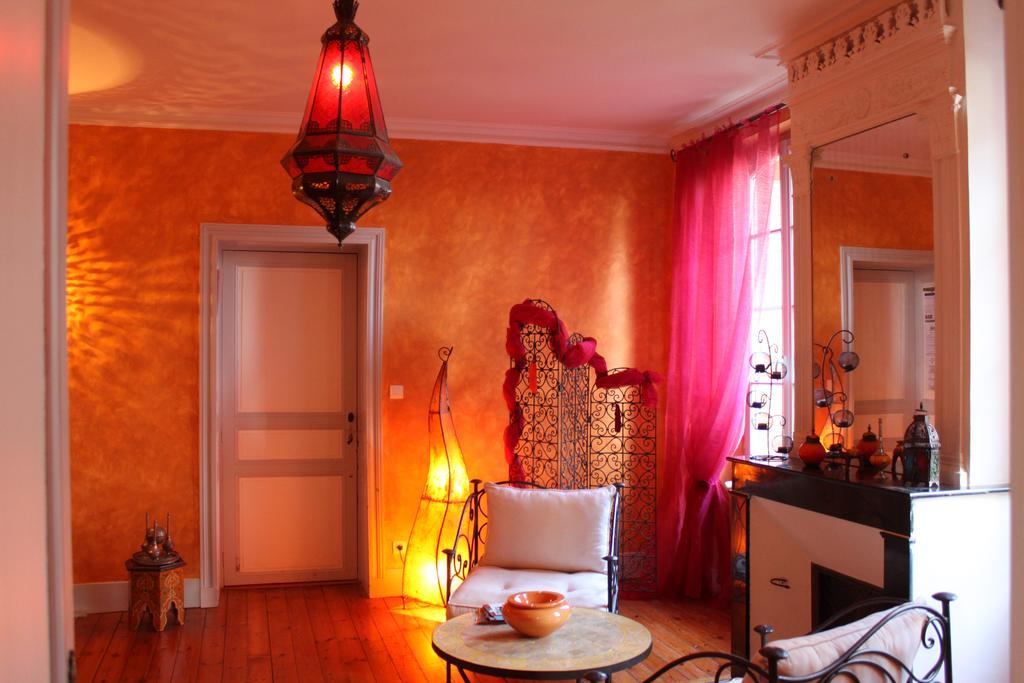 Manoir Des Chanterelles Meauzac Bagian luar foto